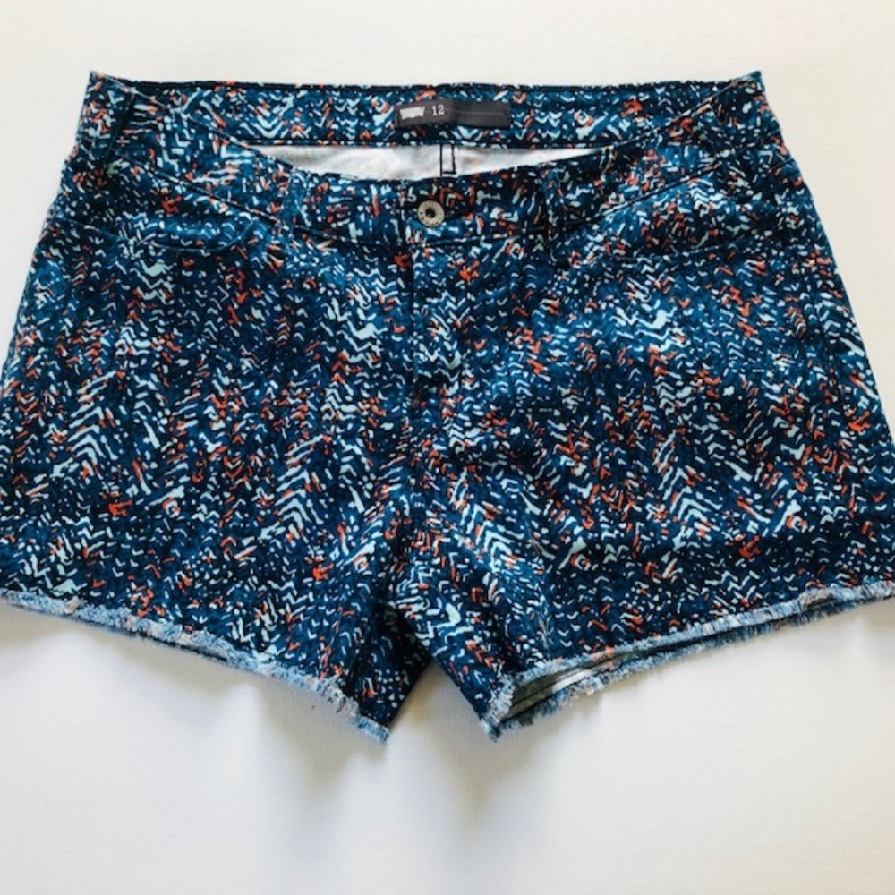 Levis Jean Shorts Aztec Print Cotton Stretch